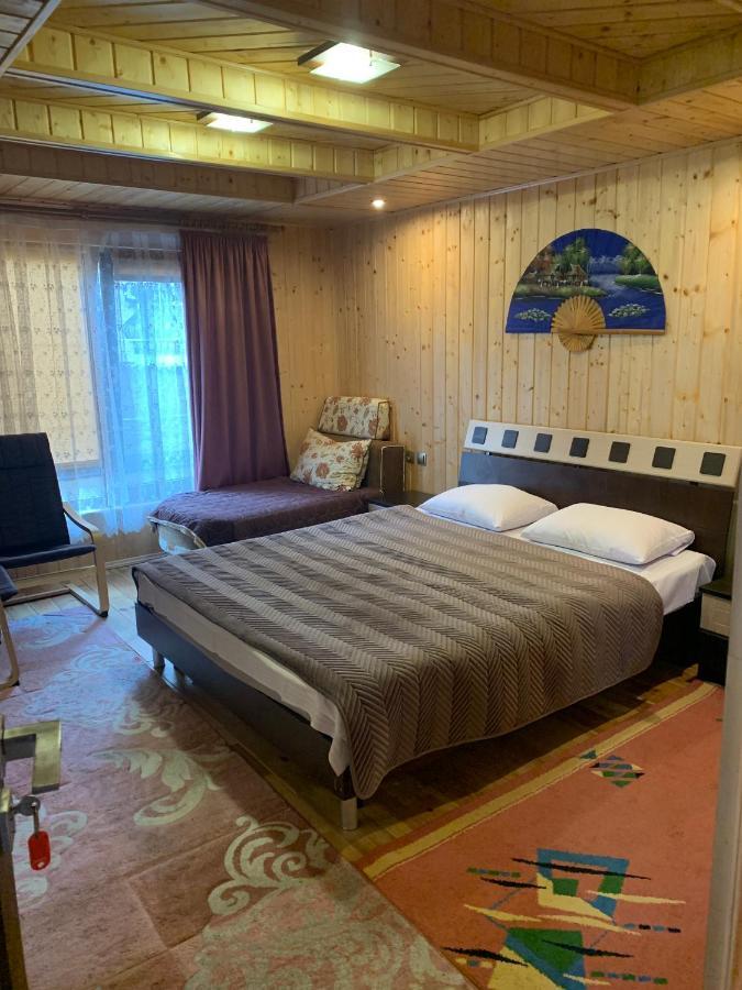 Celebrity Villa Камианец-Подилский Екстериор снимка