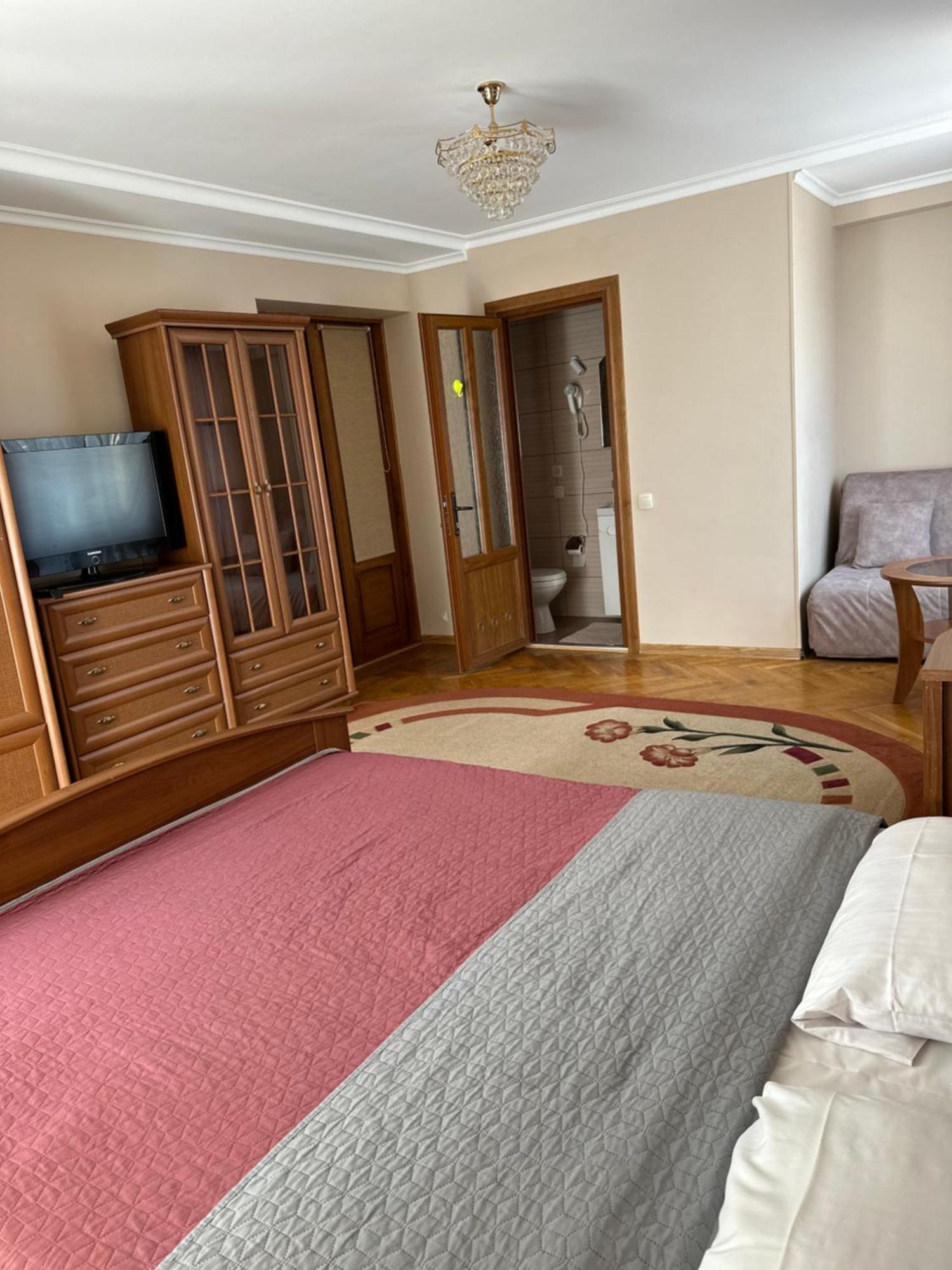 Celebrity Villa Камианец-Подилский Екстериор снимка