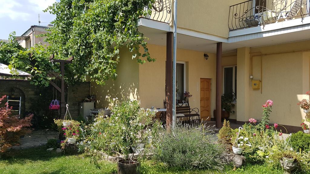 Celebrity Villa Камианец-Подилский Екстериор снимка