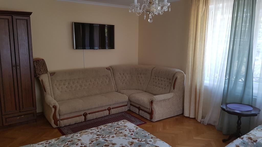 Celebrity Villa Камианец-Подилский Екстериор снимка